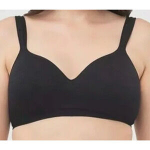Seamless Black Bra